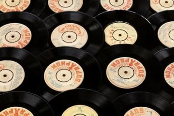 How Do record Labels Make Money?